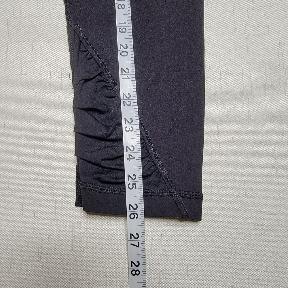 Lululemon Ruched Crop Legging - Picture 6 of 9